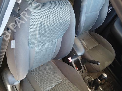 Used Right front seat TOYOTA RAV 4 II (_A2_) 2.0 D 4WD (CLA20_, CLA21_, CLA20R, CLA21R) (116 hp) 28472858