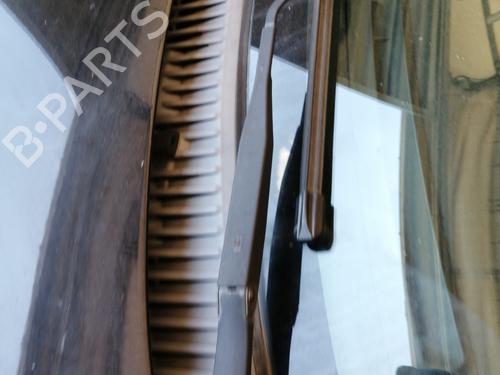 Used Front windshield wiper arm Front windshield wiper arm ALFA ROMEO 156 (932_) 1.6 16V T.SPARK (932.A4, 932.A4100) (120 hp) 27654595 27654595