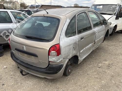 Fuel pump CITROËN XSARA PICASSO (N68) 1.8 16V | BP22299304M76 