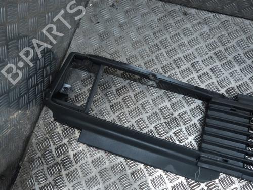 Used Grille Grille RENAULT MASTER I Van (T__) 28-35 2.1 D (60 hp) 21277578 21277578