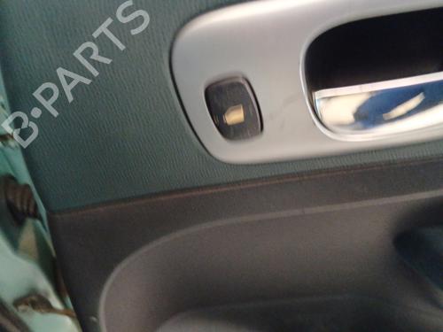 Højre bagtil elrude kontakt PEUGEOT 307 Break (3E) 2.0 (136 hp) 31660657