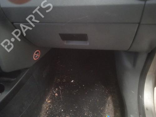 Handskerum FORD FUSION (JU_) 1.4 TDCi (68 hp) 22131648