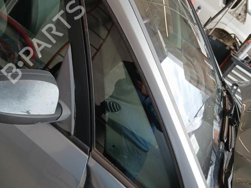 Used Front right quarter glass OPEL MERIVA A MPV (X03) 1.7 CDTI (E75) (100 hp) 29940375