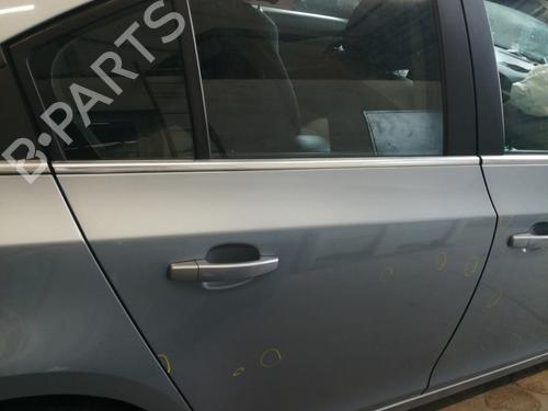 Right rear door CHEVROLET CRUZE (J300) 2.0 CDI | BP27616240C5