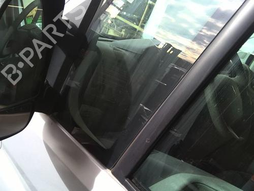 front-left-quarter-glass-peugeot-boxer-van-2006-40203725 main image