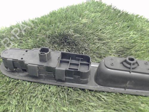 Used Left front window switch Left front window switch PEUGEOT 407 (6D_) 1.6 HDi 110 (6D9HZC, 6D9HYC) (109 hp) 20881732 20881732