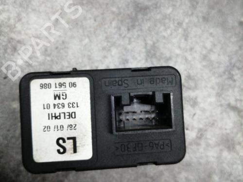 Left front window switch OPEL ZAFIRA A MPV (T98) 2.2 DTI 16V (F75) | BP25864281I27 