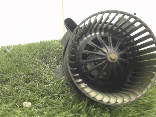 Heater blower motor PEUGEOT 307 SW (3H) 1.6 HDI 110 | BP20881265M62 