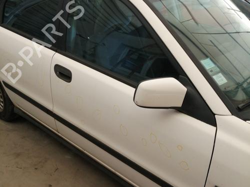 Right front door VOLVO V40 Estate (645) 1.6 | BP24402755C3 