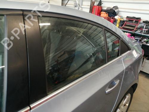 Rear left door window CHEVROLET CRUZE (J300) 2.0 CDI 96833085