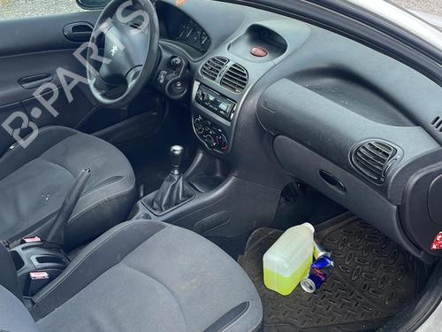 Rear left quarter glass PEUGEOT 206 Hatchback (2A/C) 1.4 HDi eco 70 | BP20880493C93 