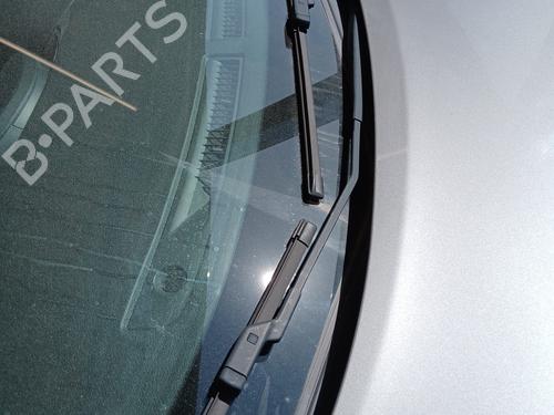 front-windshield-wiper-arm-nissan-pulsar-hatchback-c13-2014-33172354 main image