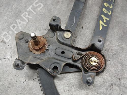 Rudehejsemekanisme Højre foran Rudehejsemekanisme Højre foran RENAULT TRAFIC Platform/Chassis (T_, P_, V_) 2.5 D (76 hp) 32475908 32475908