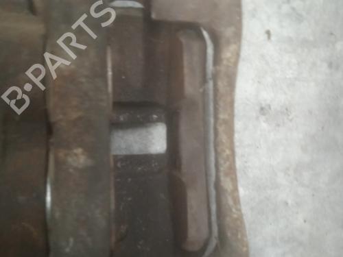 Used Right front brake caliper Right front brake caliper 23793945 23793945