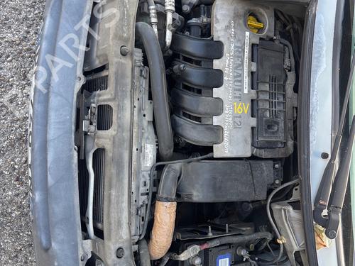 Recambios RENAULT TWINGO I (C06_) 1.2 16V (C06C, C06D, C06K) 4887268