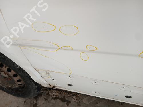 Used Right slide door OPEL VIVARO A Van (X83) 1.9 DTI (F7) (101 hp) 31993884