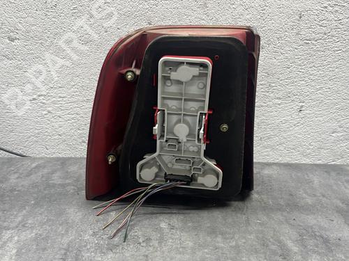 right-taillight-vw-passat-b5-3b2-1996-1997-1998-1999-2000-2001-27357343 main image