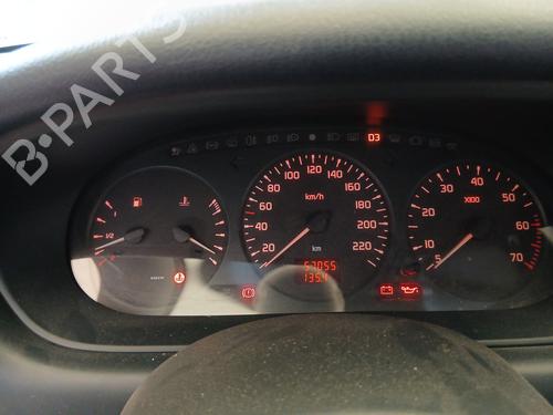 Used Instrument cluster RENAULT MEGANE I Coach (DA0/1_) 2.0 i (109 hp) 28152340
