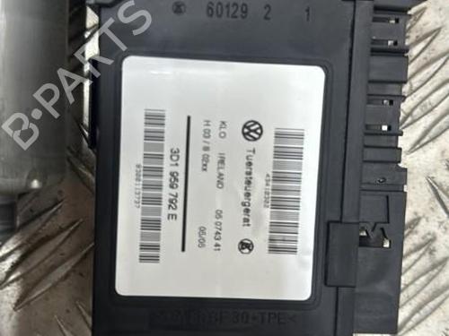 Right front window motor VW TOUAREG (7LA, 7L6, 7L7) 2.5 R5 TDI | BP20882445E20 