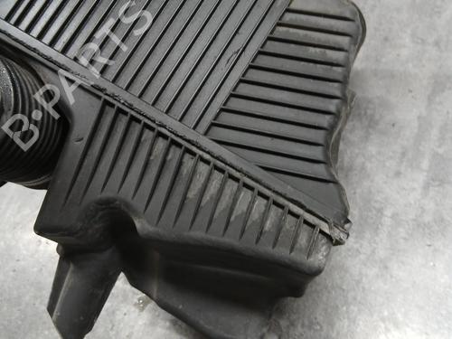 Used Air filter box Air filter box RENAULT MEGANE II (BM0/1_, CM0/1_) 1.6 16V (BM0C, CM0C) (113 hp) 28126737 28126737