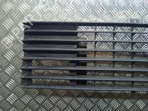 Used Grille Grille 37754148 37754148