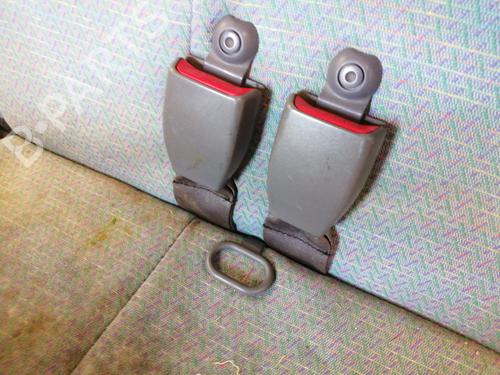 Used Seat buckle NISSAN MICRA II (K11) 1.0 i 16V (54 hp) 26178778