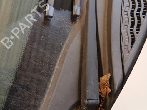 Used Front windshield wiper arm Front windshield wiper arm 36009743 36009743