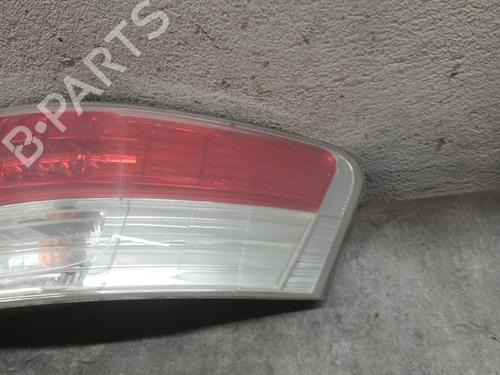 Used Right taillight Right taillight TOYOTA AVENSIS Saloon (_T27_) 2.2 D-4D (ADT271_, ADT271R) (150 hp) 36285502 36285502