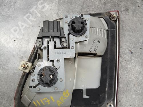 Venstre baklys, luke Venstre baklys, luke MERCEDES-BENZ E-CLASS T-Model (S210) E 270 T CDI (210.216) (170 hp) 36010035 36010035