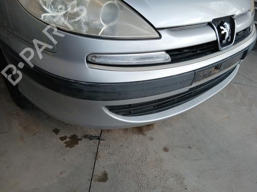 Front bumper PEUGEOT 807 (EB_) 2.0 HDi | BP29854171C7