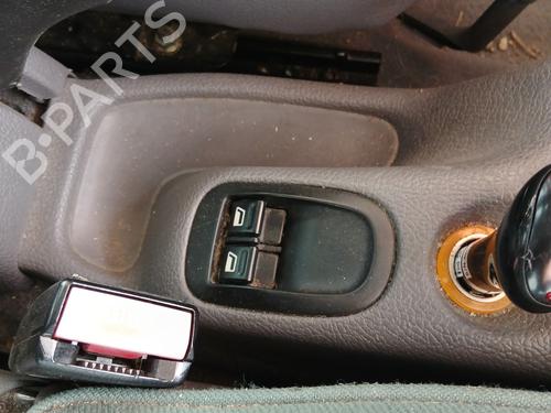 Venstre fortil elrude kontakt PEUGEOT 206 Hatchback (2A/C) 1.9 D | BP29844832I27 