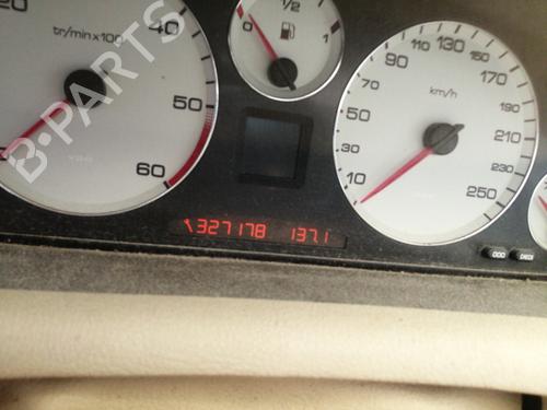 Instrument cluster PEUGEOT 607 (9D, 9U) 2.2 HDi | BP26885564C47 
