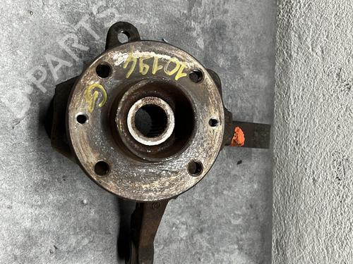 Used Left front steering knuckle RENAULT CLIO II (BB_, CB_) 1.5 dCi (B/CB08) (82 hp) 21097044