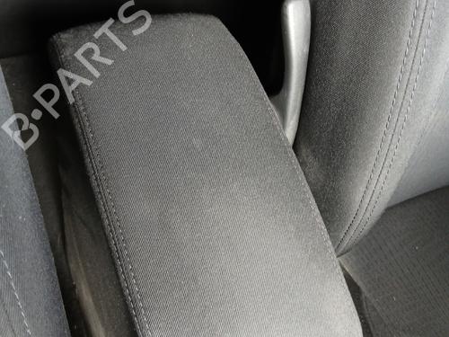Used Armrest / Center console RENAULT LAGUNA III (BT0/1) 1.5 dCi (BT00, BT0A, BT0T, BT1J) (110 hp) 30129785