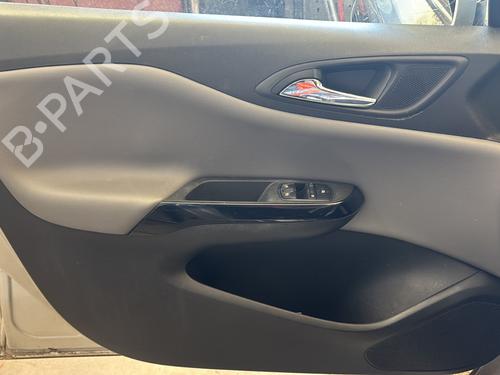 Used Front left window mechanism Front left window mechanism OPEL CORSA E (X15) 1.3 CDTI (08, 68) (75 hp) 31279552 31279552
