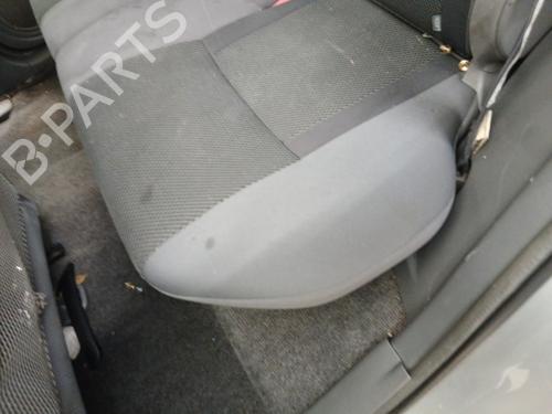 Rear seat TOYOTA RAV 4 II (_A2_) 2.0 D 4WD (CLA20_, CLA21_, CLA20R, CLA21R) | BP30109416C17 
