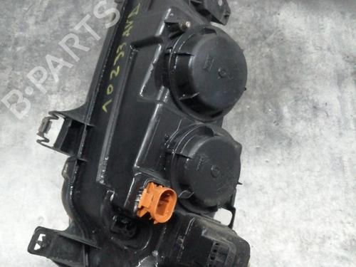 Right headlight RENAULT MEGANE I (BA0/1_) 1.9 dCi (BA05, BA1F) | BP25869817C29 