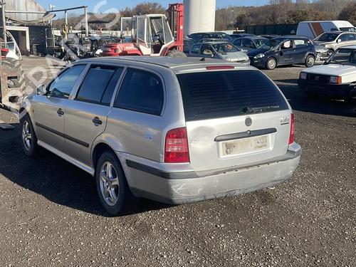 Right taillight SKODA OCTAVIA I Combi (1U5) 1.9 TDI | BP21277467C35 