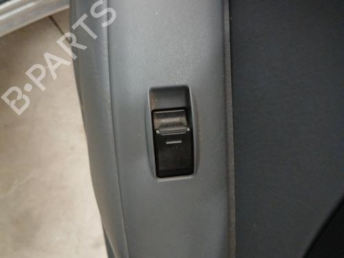 Used Right front window switch TOYOTA RAV 4 II (_A2_) 2.0 D 4WD (CLA20_, CLA21_, CLA20R, CLA21R) (116 hp) 30109424