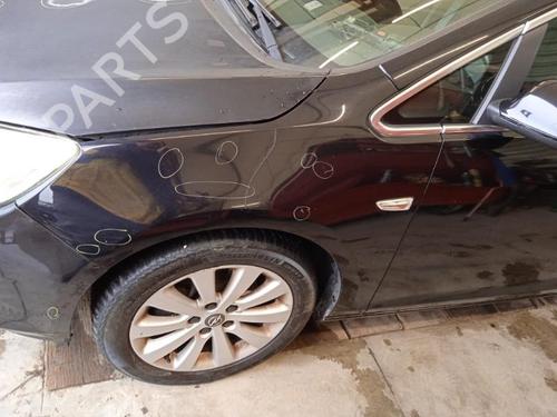 Used Left front fenders Left front fenders 21276592 21276592