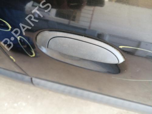 Høyre foran utvendig håndtak RENAULT CLIO II (BB_, CB_) 1.2 (BB0A, BB0F, BB10, BB1K, BB28, BB2D, BB2H, CB0A,... (58 hp) 27592606