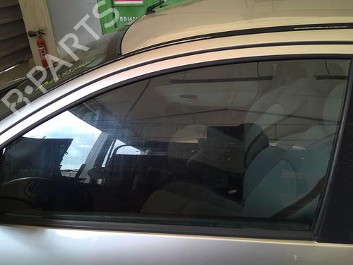 Used Front left door window Front left door window PEUGEOT 206 Hatchback (2A/C) 1.4 i (75 hp) 38596507 38596507