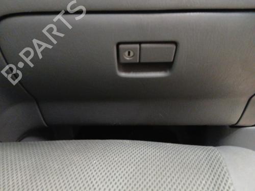 Glove box TOYOTA RAV 4 II (_A2_) 2.0 D 4WD (CLA20_, CLA21_, CLA20R, CLA21R) | BP30109417C95
