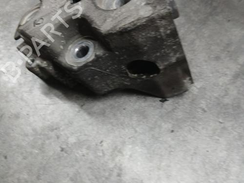 Used Engine mount Engine mount PEUGEOT 407 (6D_) 2.0 HDi 135 (6DRHRH, 6DRHRE, 6DRHRG, 6DRHRJ) (136 hp) 31264388 31264388