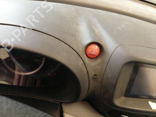 Used Warning switch NISSAN ALMERA TINO (V10) 2.2 dCi (112 hp) 21282394