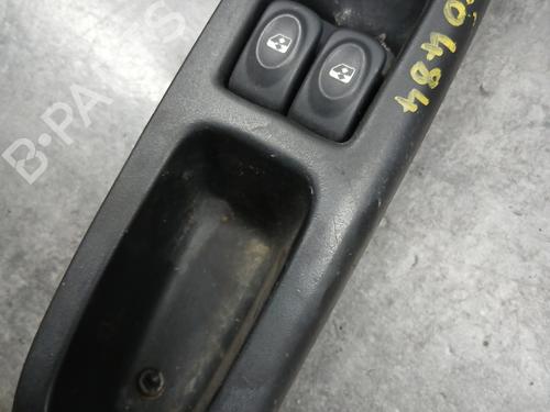 Left front window switch RENAULT CLIO II (BB_, CB_) 1.6 (B/CB0D, BB00) | BP29209028I27 