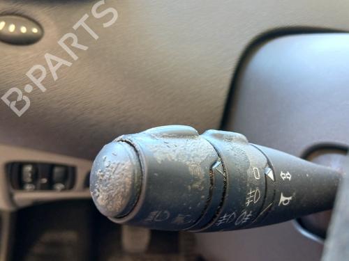 Switch RENAULT TWINGO II (CN0_) 1.5 dCi (CN0E) | BP37196042I30 - Image 1