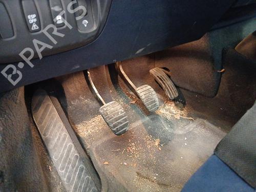 Used Clutch pedal Clutch pedal RENAULT ESPACE IV (JK0/1_) 2.0 Turbo (JK0A, JK0B, JK0N) (163 hp) 32732153 32732153