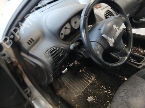 Dashboard PEUGEOT 206 CC (2D) 1.6 HDi 110 | BP28116111C46 