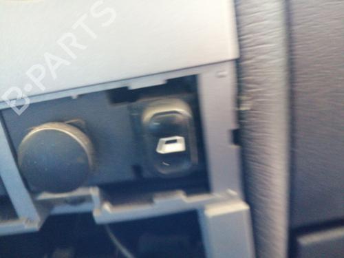 Right front window switch PEUGEOT PARTNER Box Body/MPV (5_, G_) 1.4 CNG | BP24973905I26 